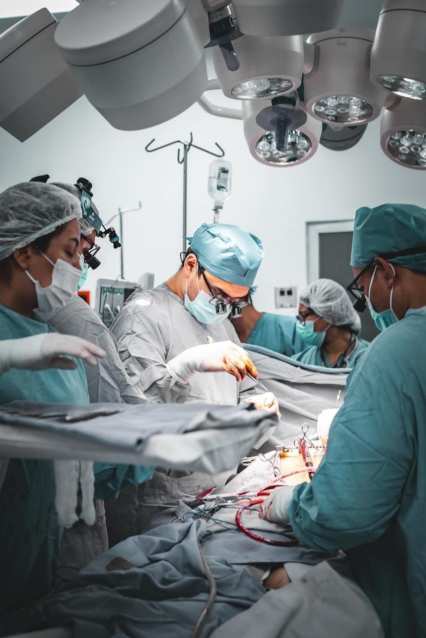 Imagen decorativa de preguntas frecuentes sobre cirugía cardíaca en CDMX